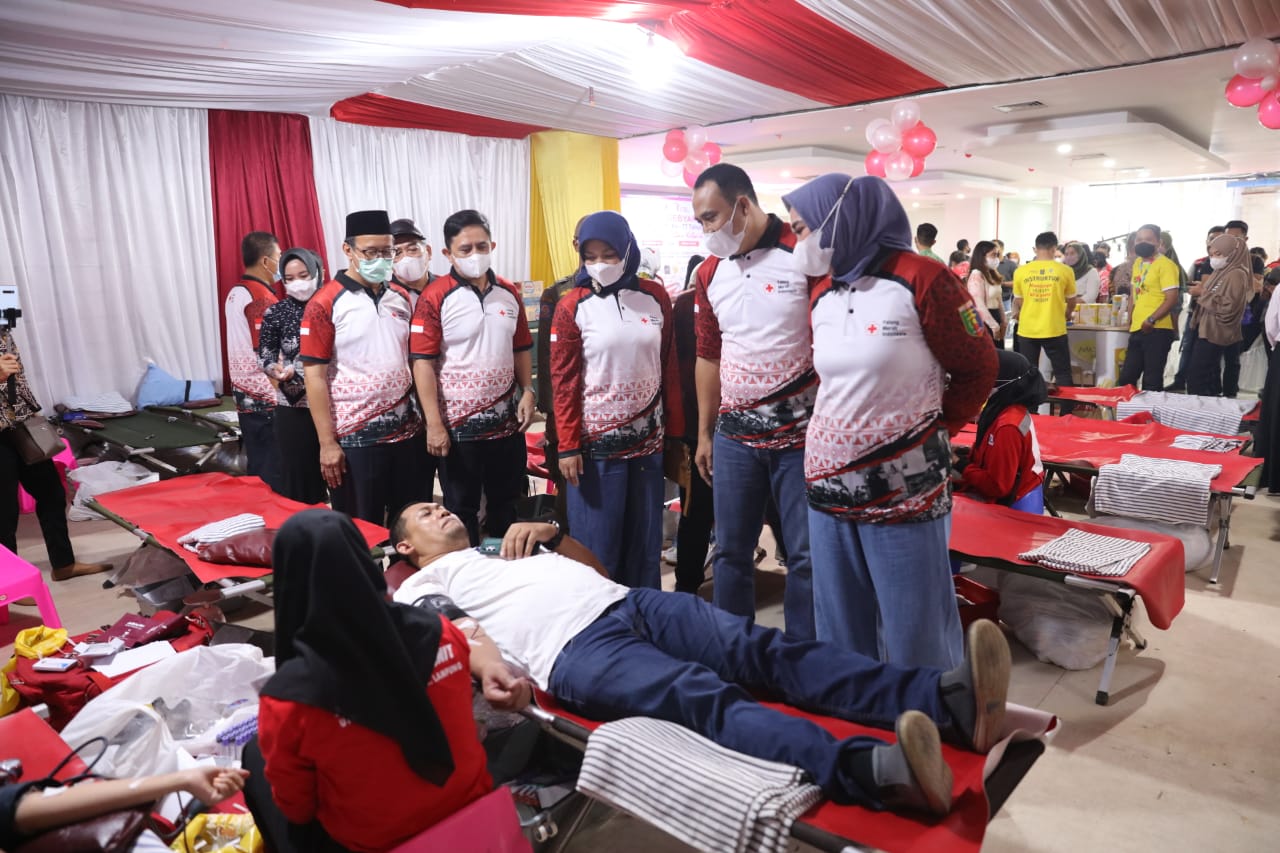 Ibu Riana Sari Arinal Buka Acara Puncak Gebyar HUT PMI ke-77