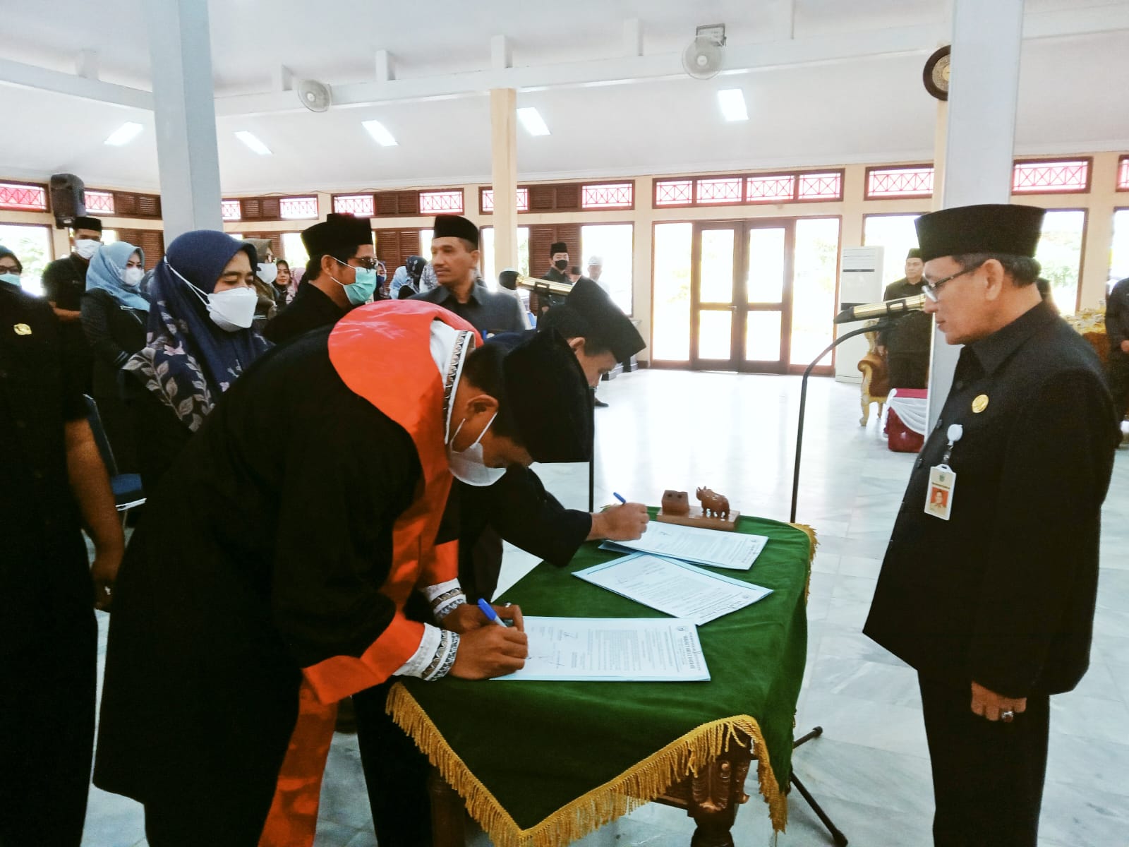 101 Pejabat Administrator Eselon III dan IV Lingkup Pemkab Pandeglang Dilantik