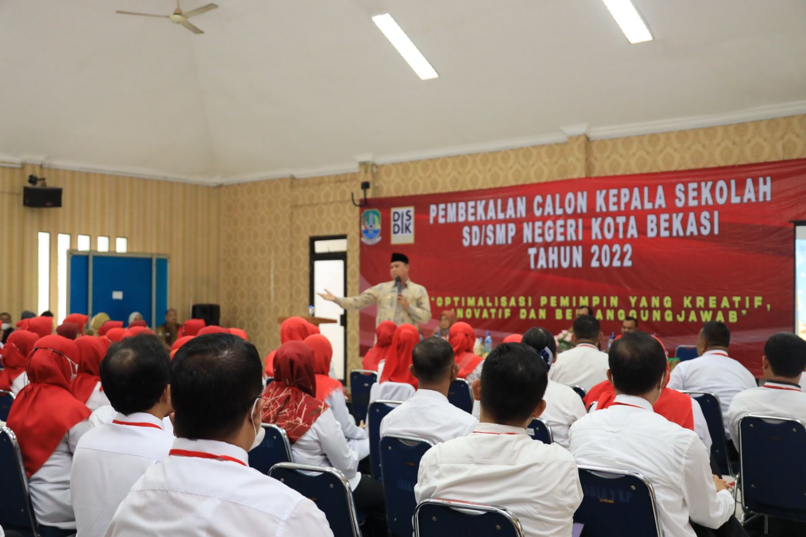 Plt Wali Kota Bekasi Beri Arahan Pembekalan Calon Kepala Sekolah