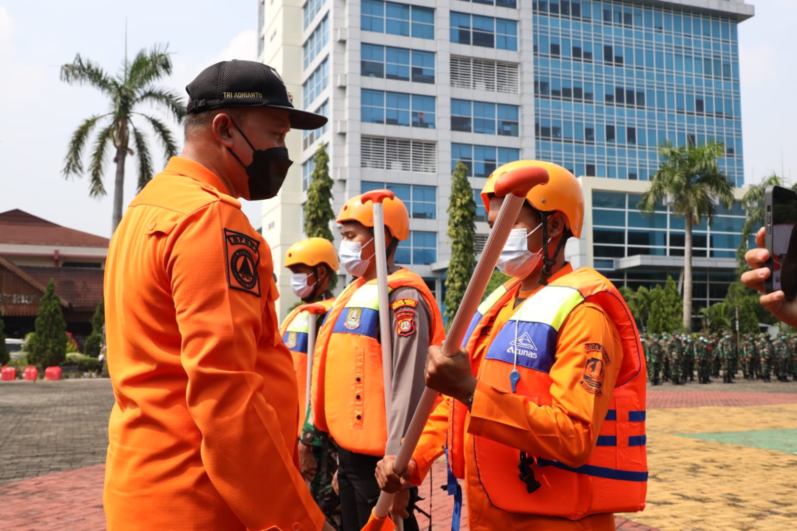Plt. Walikota Bekasi Bersama Tiga Pilar Apel Gelar Pasukan Kesiapsiagaan Penanggulangan Bencana Alam