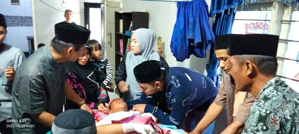 Pemdes Kadu Agung Timur Gelar Istighosah dan Khitanan Massal