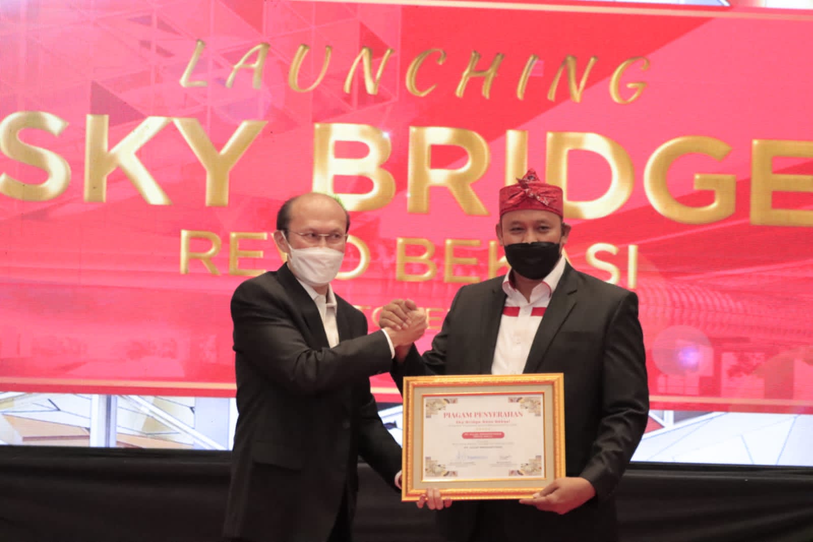 Plt. Walikota Bekasi Resmikan Sky Bridge Revo Town Kota Bekasi