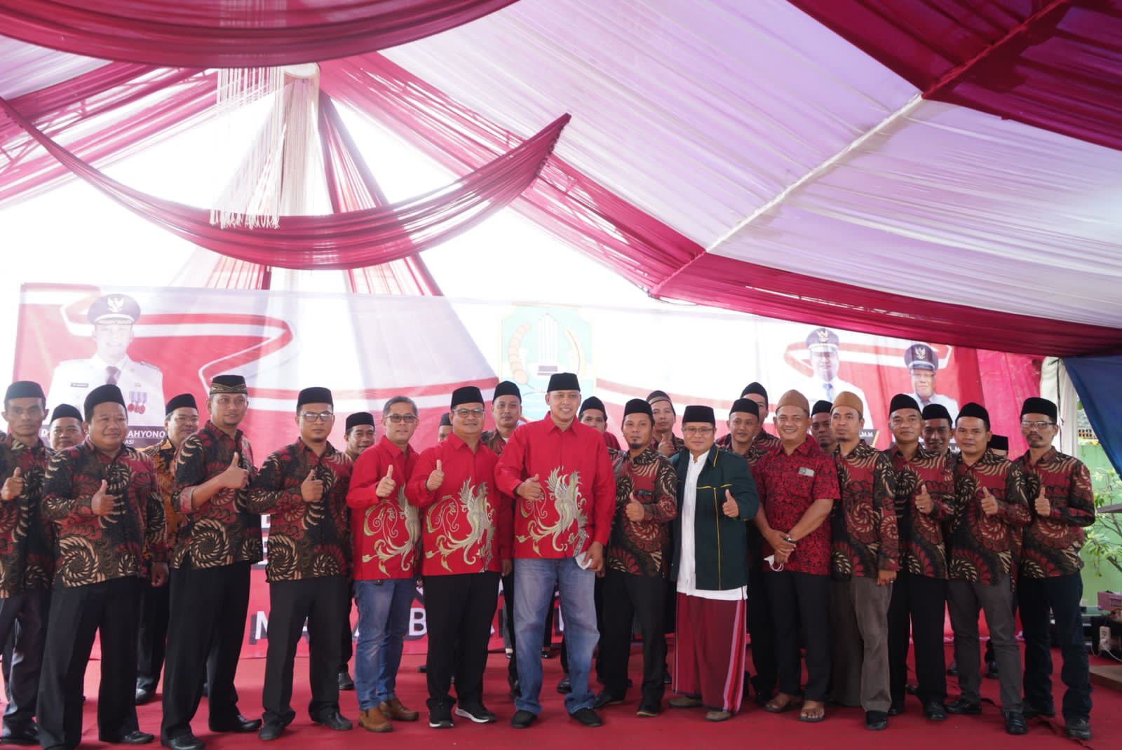 Berbagai Pesan Disampaikan Plt Wali Kota Saat Menghadiri Pelantikan RT Di Bantargebang