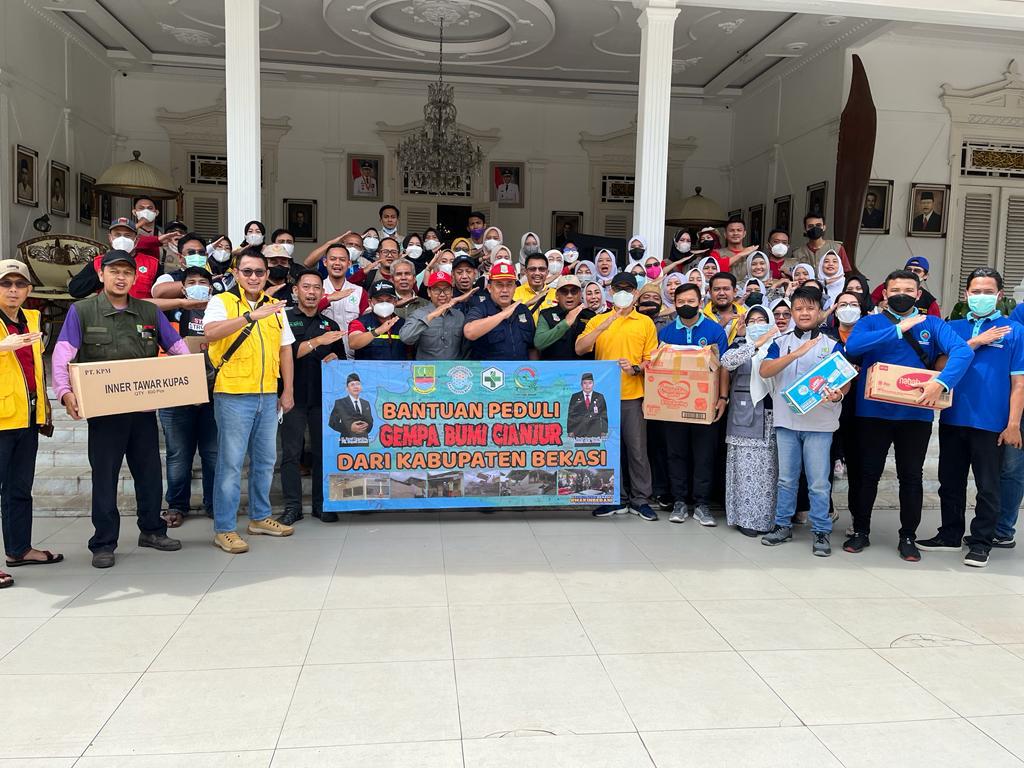 Pemkab Bekasi Salurkan Bantuan Logistik dan Kesehatan untuk Korban Gempa Cianjur