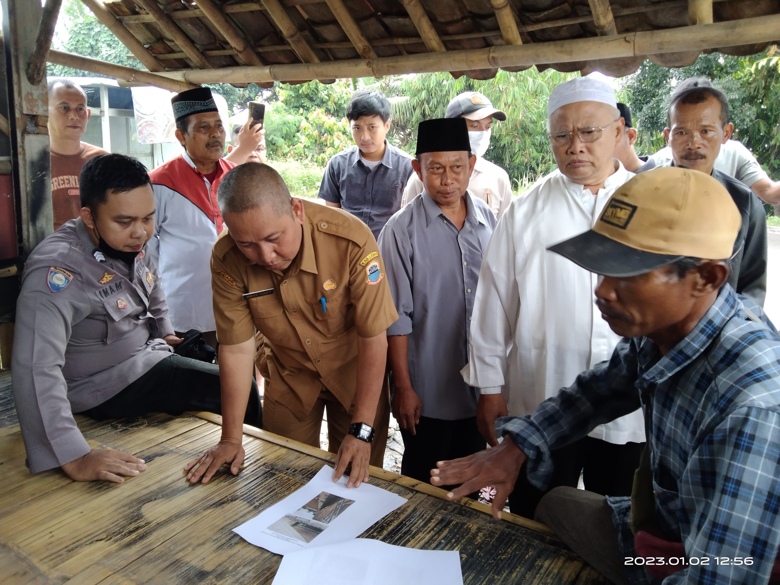 Warga Cijoro Lebak Hentikan Pembangunan di Jln. By Pass Sukarno-Hatta