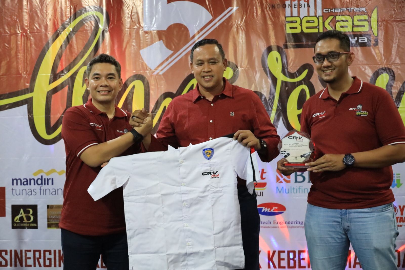 Plt Walikota Bekasi Hadiri Hut Club Crv
