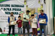 Berbagi Kebahagiaan di Ramadhan 1444 H, Fajar Paper Santunin Anak Yatim