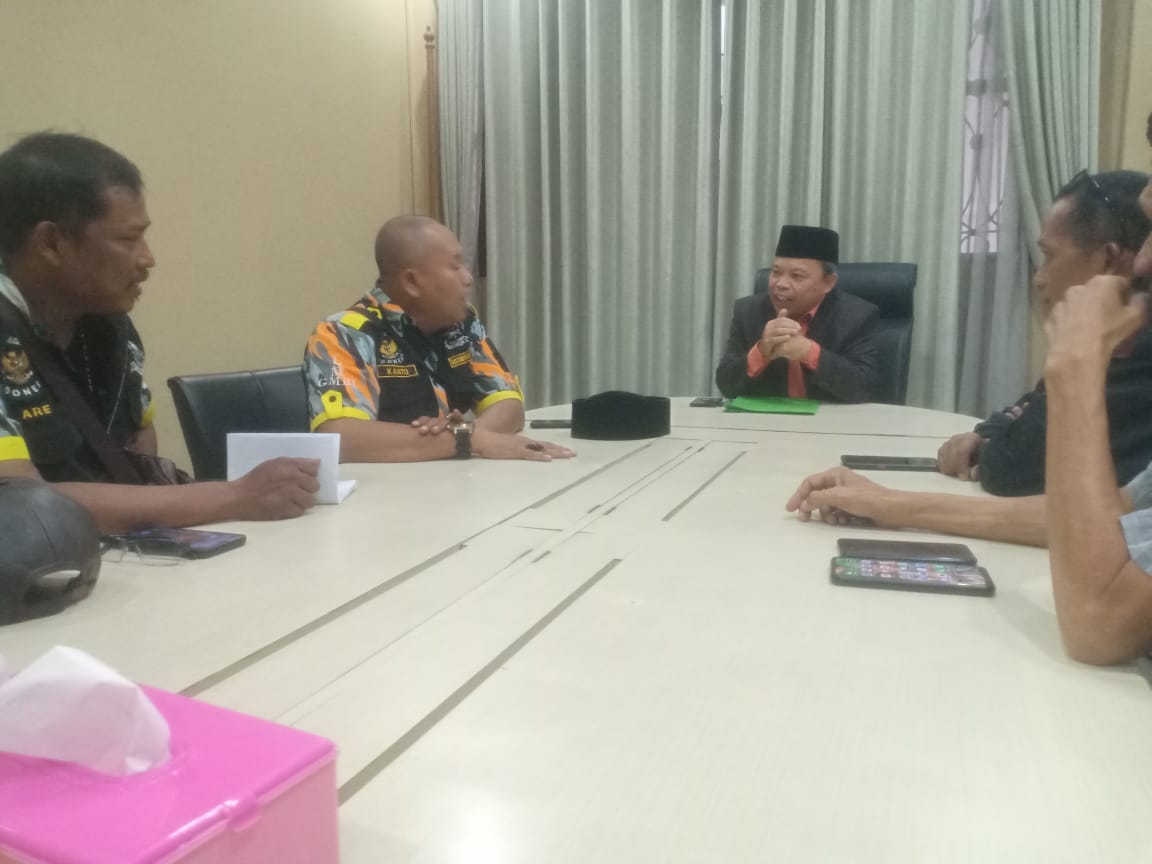 Ketua DPRD Kota Bekasi Terima Audensi LSM GMBI
