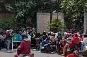 Ragunan Diserbu Pengunjung di Penghujung Liburan, Lalin Macet