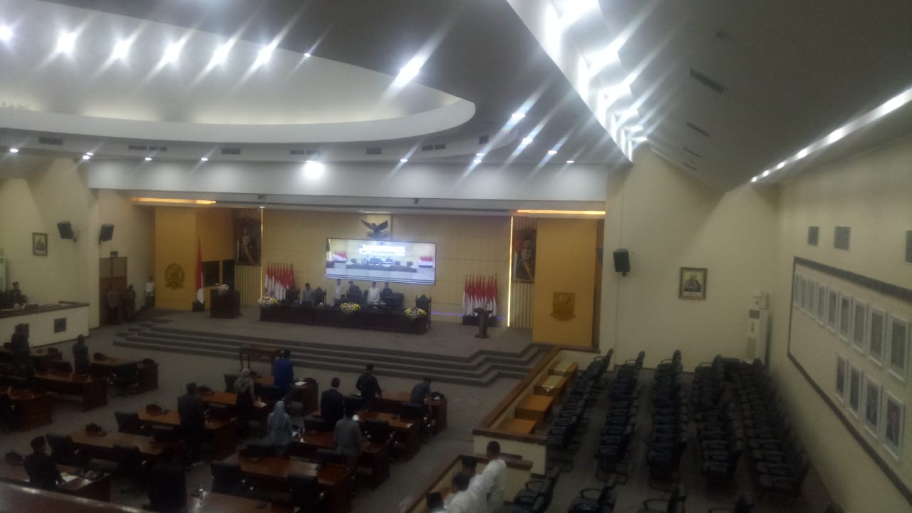 Tak Ada Lagu Indonesia Raya Saat Awali Rapat Paripurna LKPJ Bupati Bekasi 2022, Fraksi Madani Protes