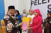 Dewan Penasehat Komite Dampingi Kepala Sekolah Saat Pelepasan 90 Siswa-Siswi SMKN 1 Kalanganyar Tahun Ajaran 2022 – 2023