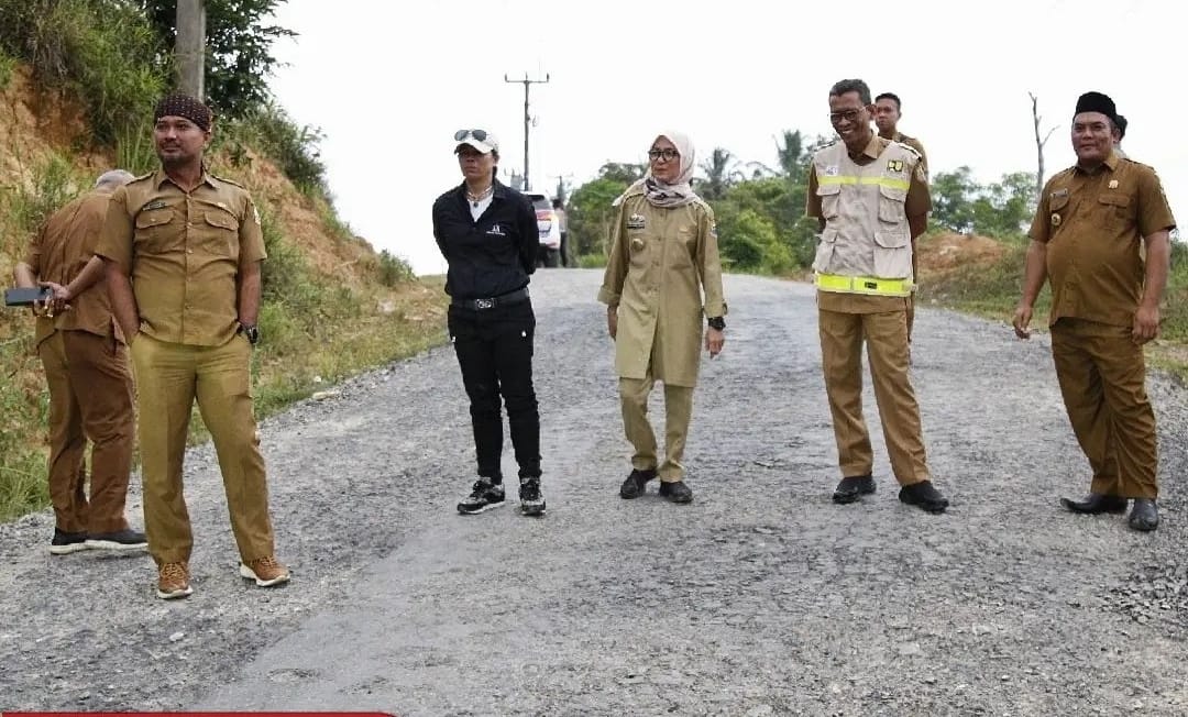 Bupati Lebak Harap Ruas Jalan Cimandiri Dapat Bangkitkan Ekonomi Warga