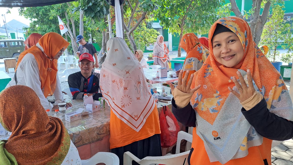 2 Srikandi PKS Kebut Sosialisasi Bakal Calon Legislatif di Bekasi Timur