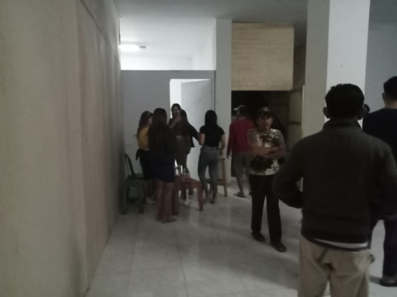 Warga Kadu Agung Timur Gerebek Ruko yang Diduga Jadikan Tempat Dugem