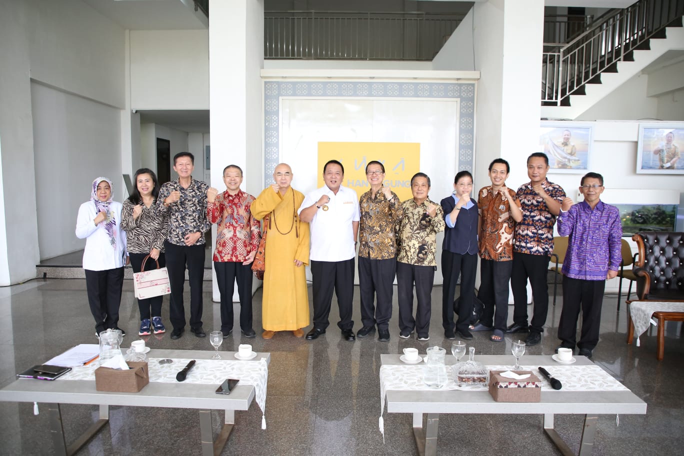 Gubernur Arinal Terima Audiensi Pengurus Lembaga Pengembangan Triptaka Gatha Umat Budha di Mahan Agung