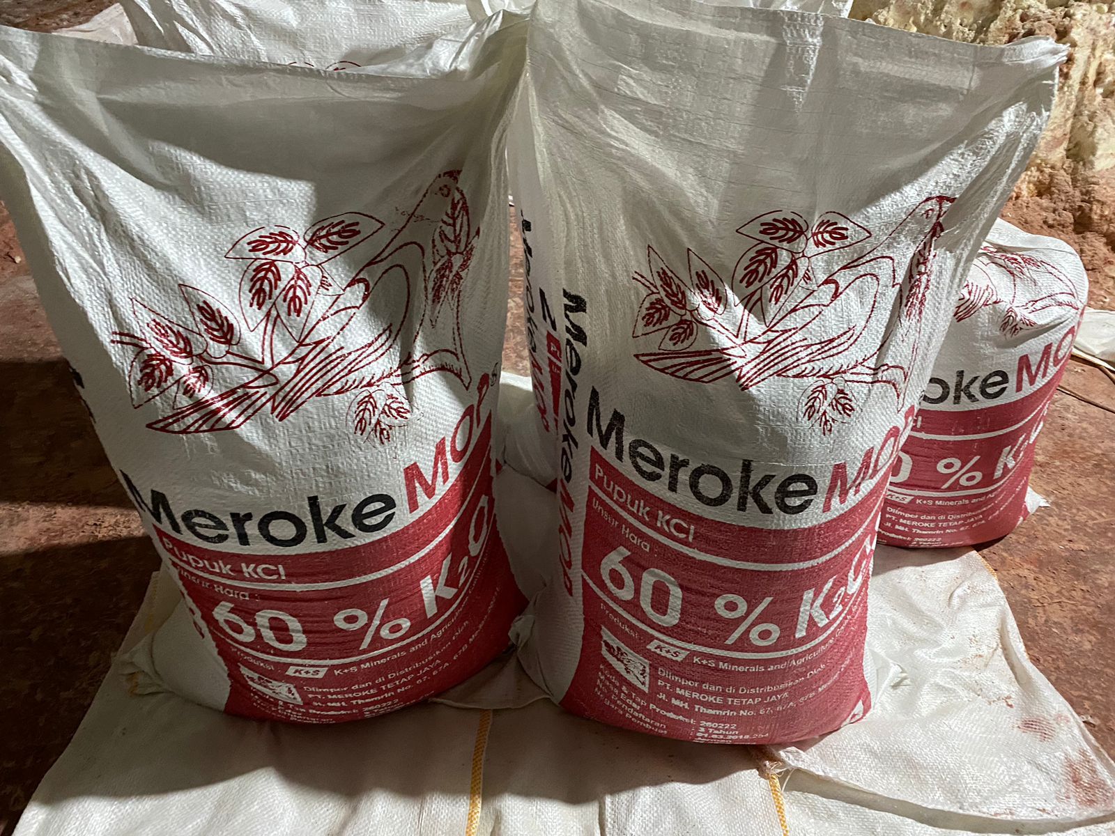 Gudang Pembuat Pupuk Palsu Digerebek Polres Lamsel