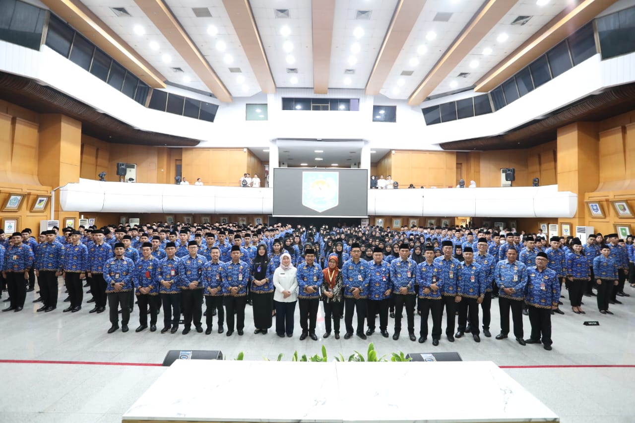 Pimpin Sumpah Jabatan PNS 2023, Sekjen Kemendagri Imbau Pentingnya Terus Tingkatkan Kompetensi