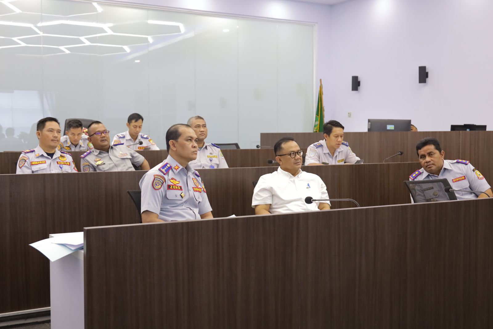 Pj. Wali Kota Bekasi Hadiri Rapat Koordinasi Pengamanan Arus Mudik Via Zoom Meeting