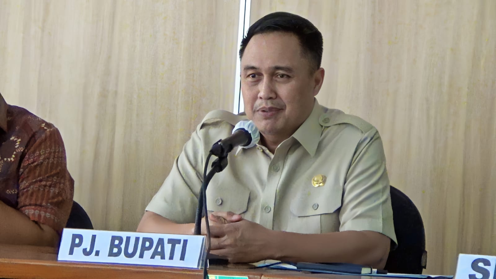 Pj Bupati dan Apdesi Lebak Saling Apresiasi