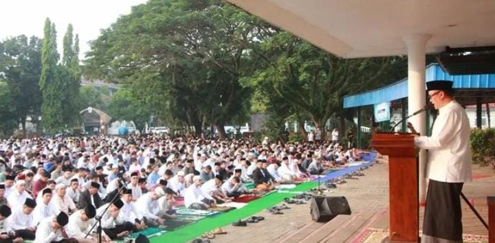 Pj Bupati Lebak : Idul Adha Mengajarkan Kepedulian Berbagi Sesama