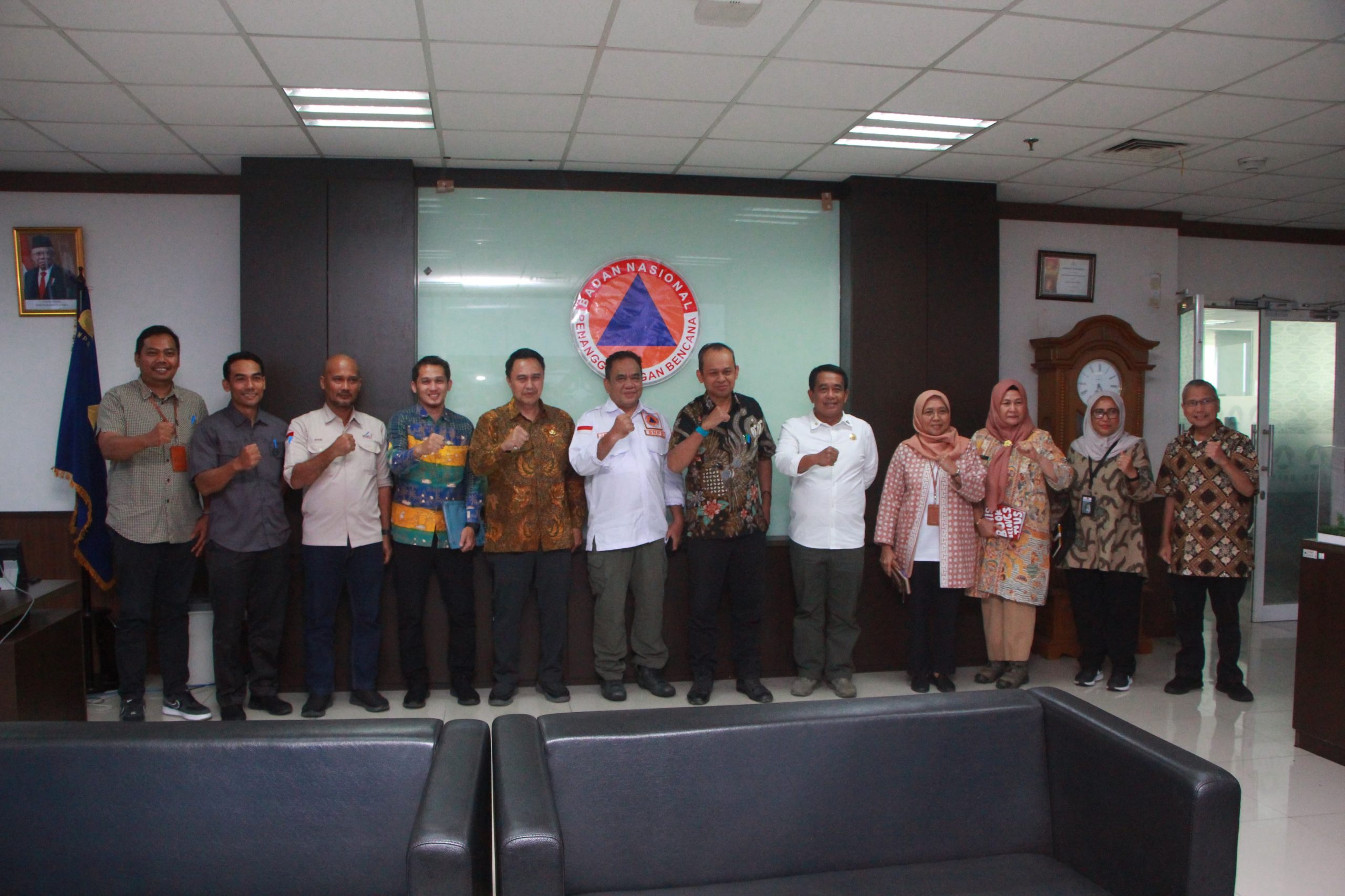 Pj. Bupati Lebak Gigih Perjuangkan Relokasi Warga Terdampak Banjir Bandang