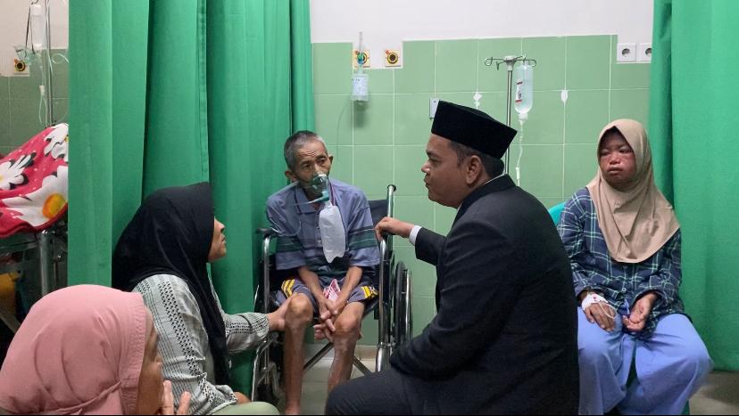 Penuhi Nazar, Anggota DPRD Lebak Datangin RSUD Adjidarmo
