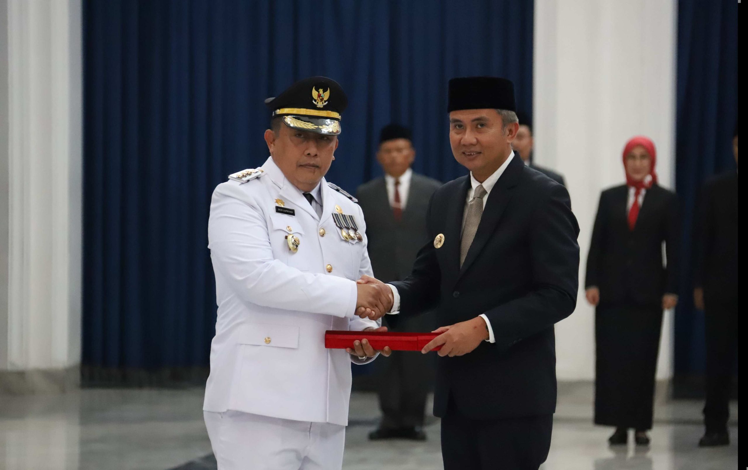 Pj Gubernur Jawa Barat Lantik Dedy Supriyadi sebagai Pj Bupati Bekasi