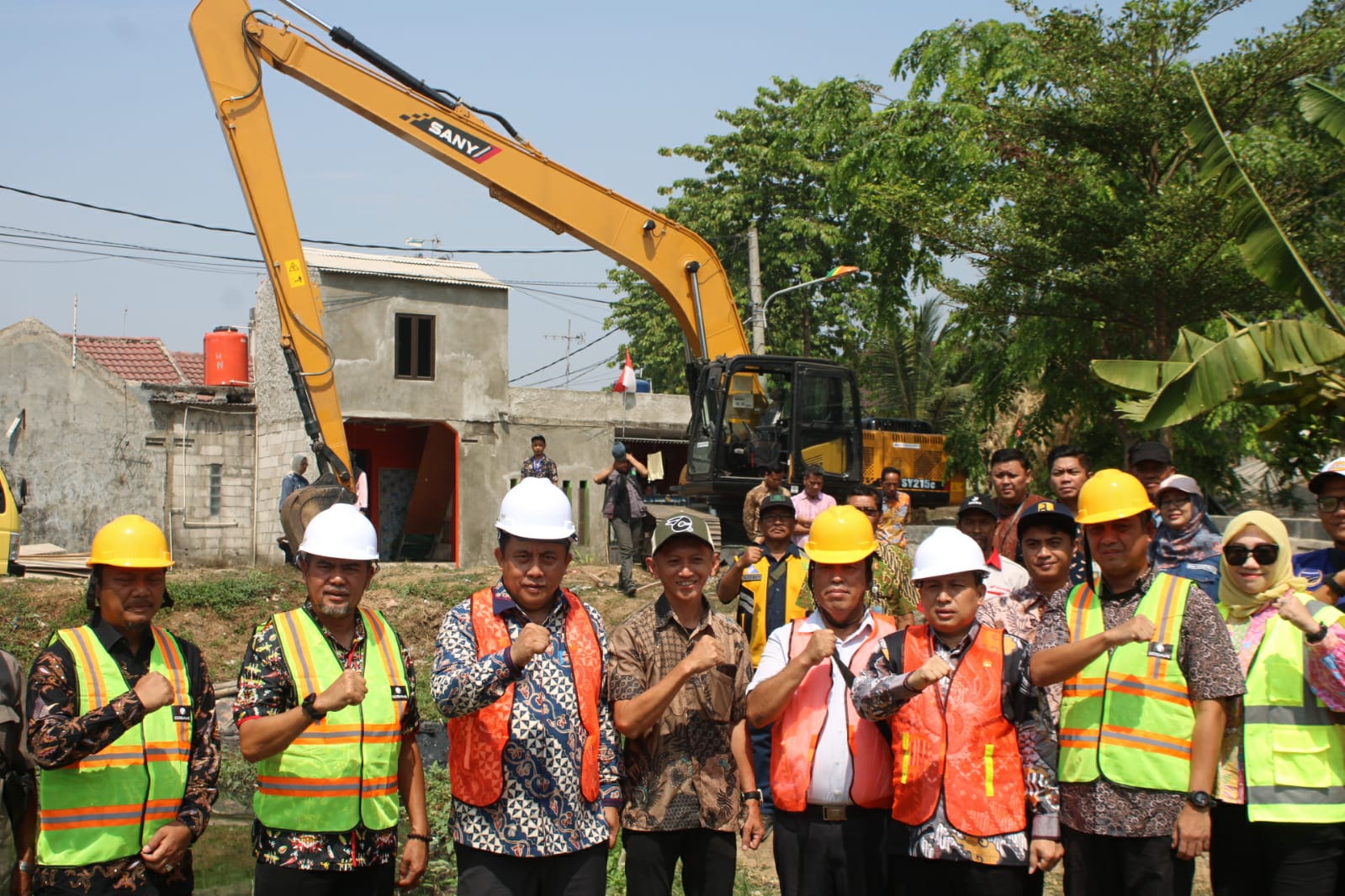 Pj Bupati Dedy Supriyadi Tinjau Pembangunan Kolam Retensi di Cikarang Selatan