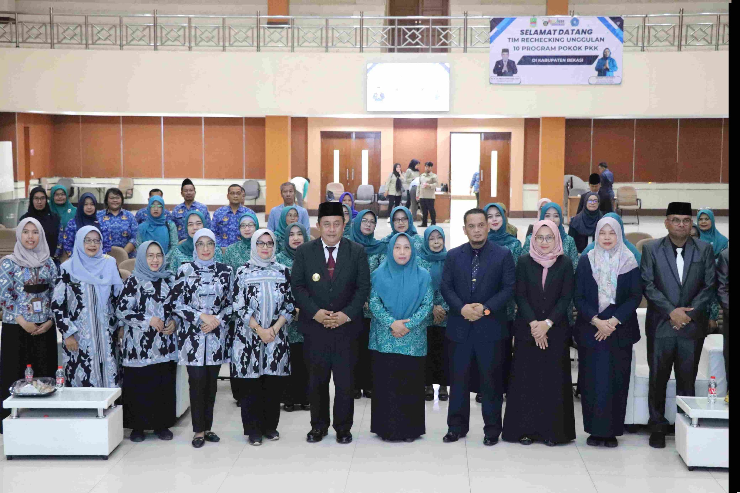 Pj Bupati Bekasi Sambut Baik Tim Verifikasi PKK Jawa Barat