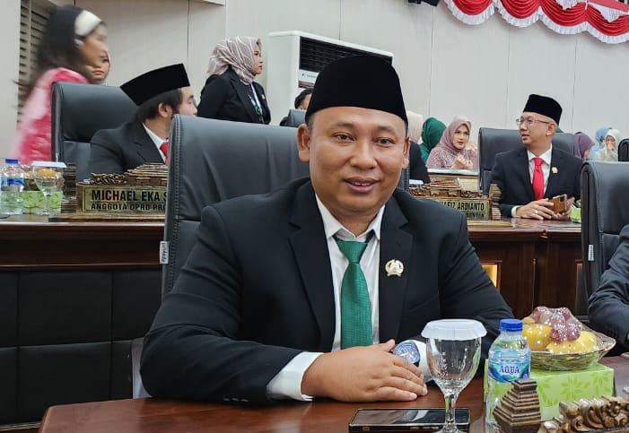Anggota DPRD Banten, Musa Weliansah : Pj Bupati Harus Segera Berhentikan Kades Margajaya Cimarga
