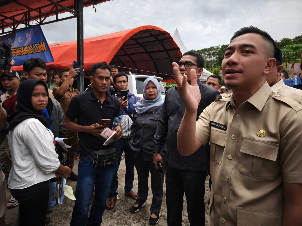 Banyak Keluhan Masyarakat, Bupati dan Pimpinan DPRD Sidak ke Samsat Rangkasbitung