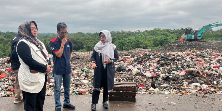 Bupati Pandeglang Janji Perbaiki TPA Bangkonol Sebelum Terima Sampah dari Tangsel