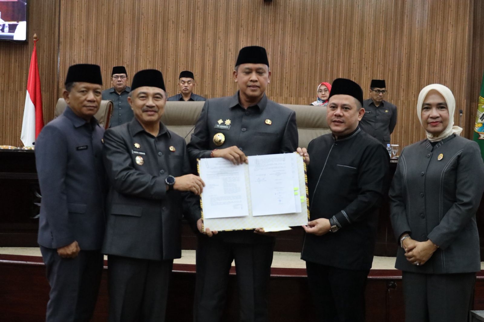 Raperda Perubahan PAD dan APBD 2025 Kota Bekasi Resmi Disepakati