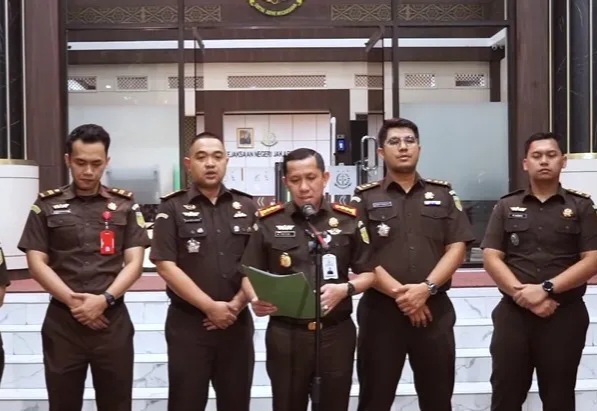 Kejari Jakarta Pusat Tetapkan Tiga Tersangka Dugaan Korupsi Kredit Fiktif
