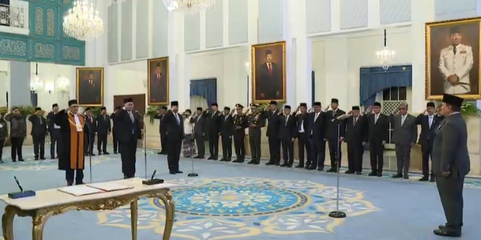 Presiden Prabowo Lantik Kepala dan Waka BRIN