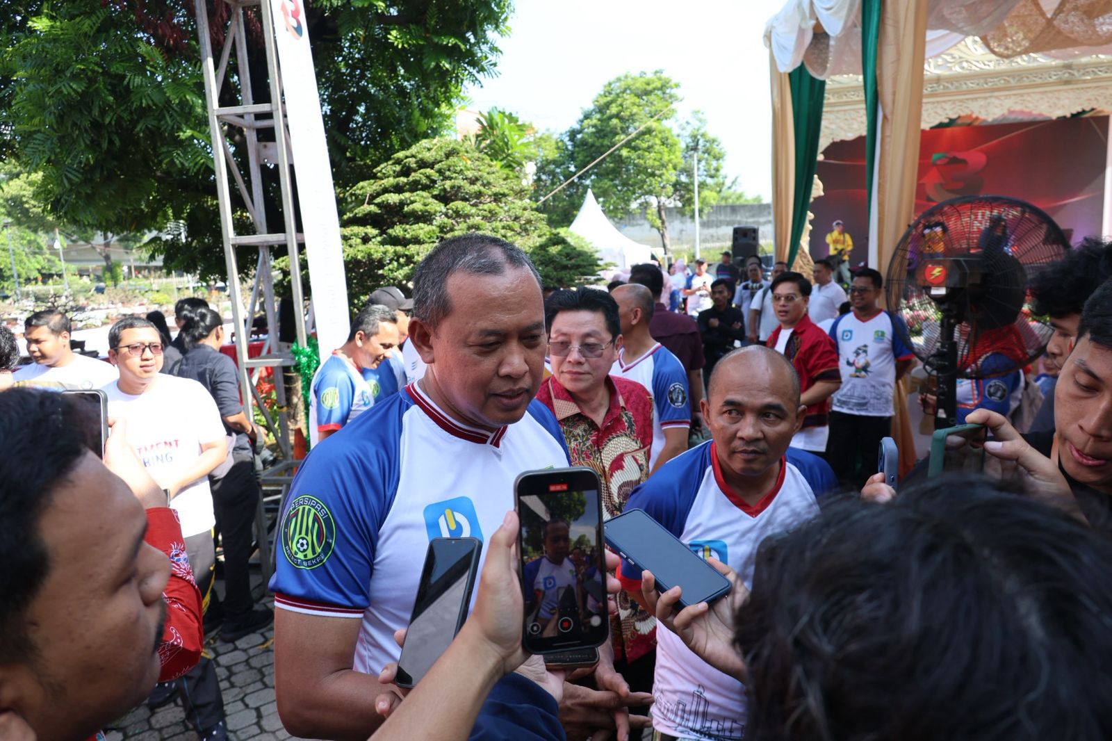 Wali Kota Bekasi Gelar Rapat Siaga Bencana Hadapi Cuaca Ekstrem Sebelum Bertolak Ke Sumatera