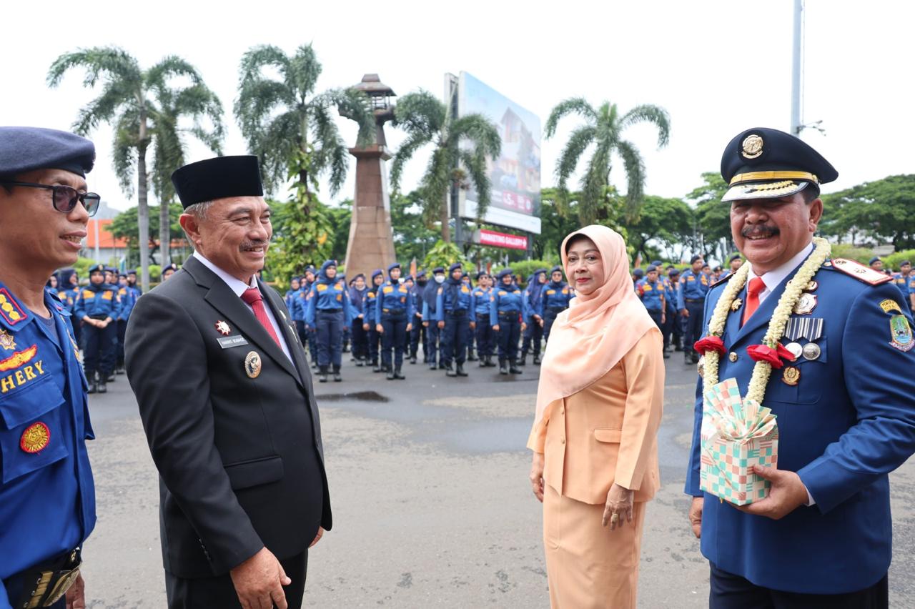 Momen Haru Perpisahan Kadis Damkarmat Kota Bekasi
