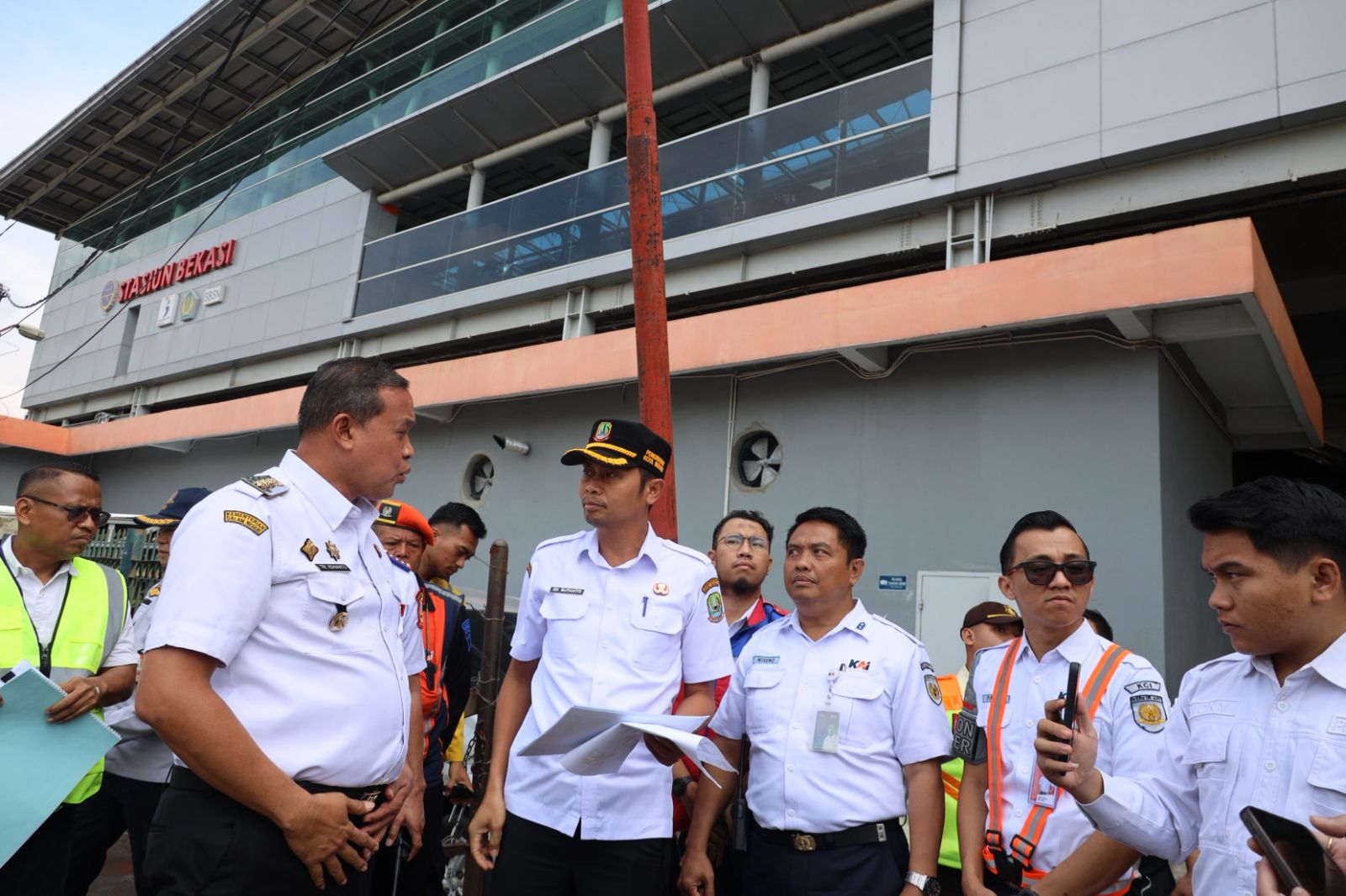 Wali Kota Bekasi Bangun JPO Jalan Juanda, Target 3 Bulan Selesai