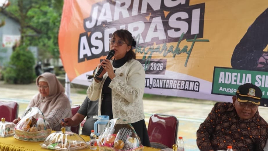 Jawab Kekhawatiran Warga, Ketua Komisi IV DPRD Kota Bekasi, Adelia Gandeng BPJS Kesehatan saat Reses