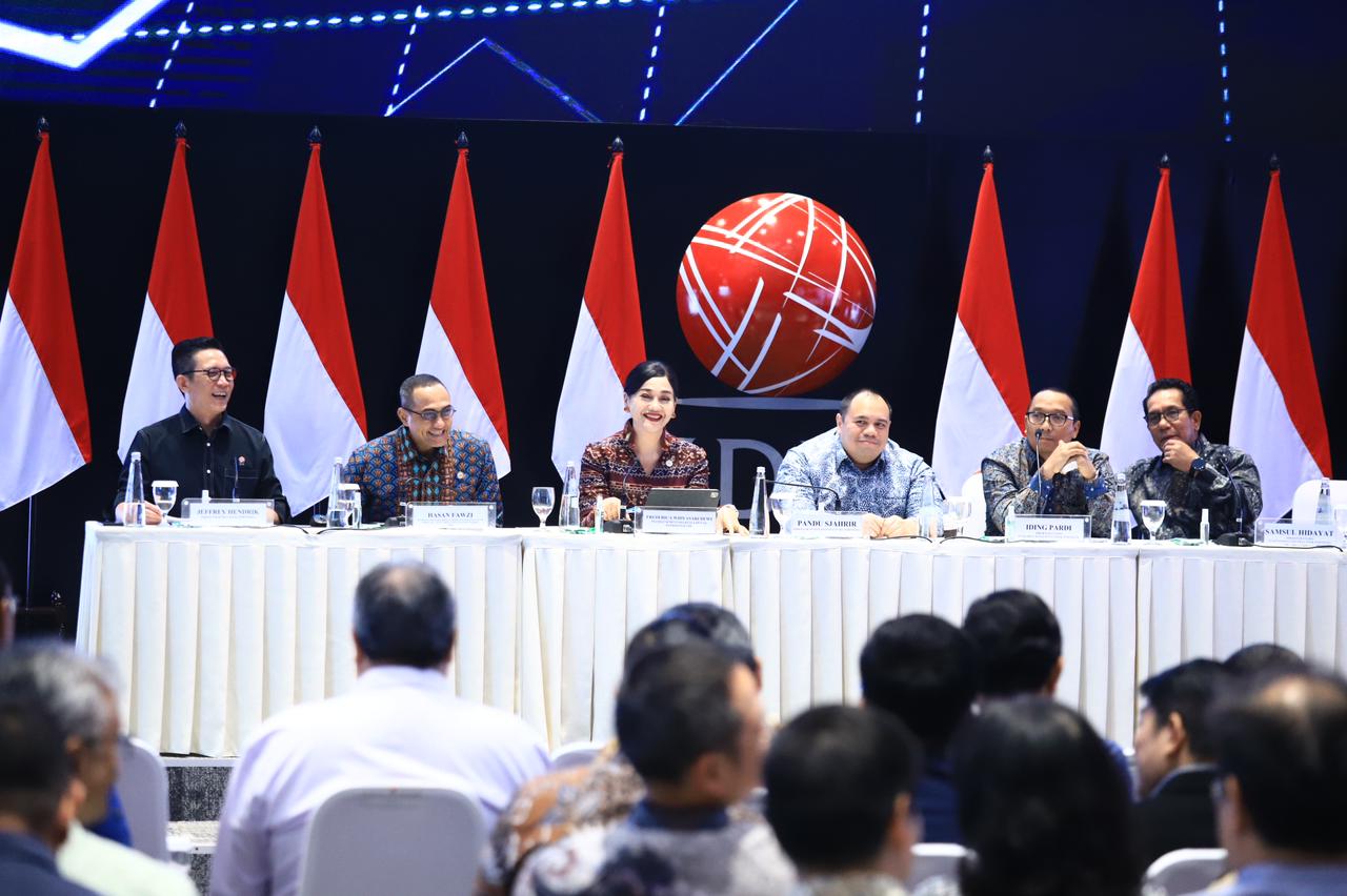 OJK Pacu Reformasi Pasar Modal, Free Float Emiten Naik Jadi 15 Persen