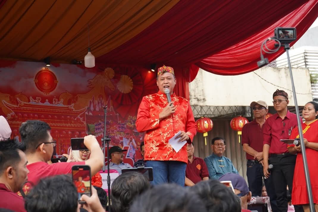 Wali Kota Bekasi Hadiri Kirab Cap Go Meh 2026, Masyarakat Antusias Padati Jalur Kirab