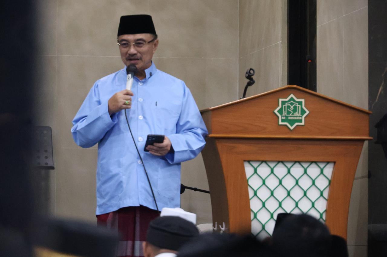 Wawali Bekasi Laksanakan Tarawih Keliling, Tekankan Pentingnya Pendidikan dan Kesehatan untuk Generasi Muda