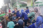 PKLP Bagikan 400 Paket Takjil di Flyover Cipendawa, Asroni: Bentuk Kepedulian di Bulan Ramadan