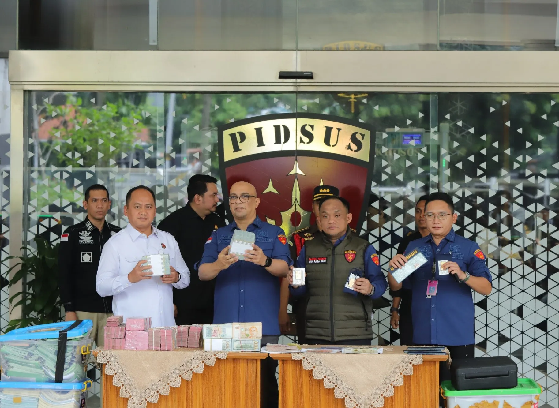 Kejaksaan Agung Tetapkan AW Tersangka TPPU Terkait Zarof Ricar