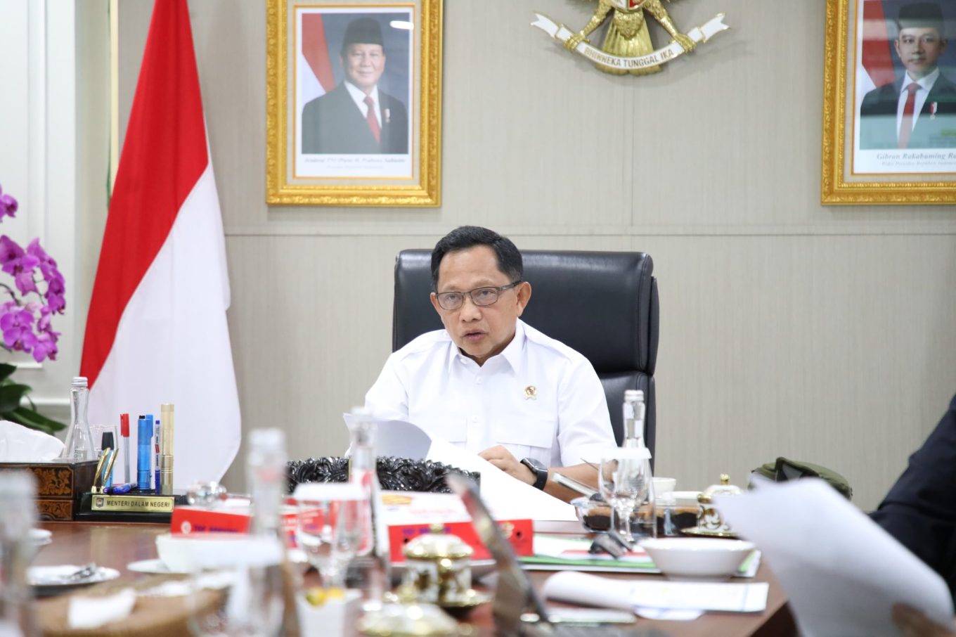 Mendagri Terbitkan SE, ASN Pemda WFH Setiap Jumat Mulai 1 April 2026