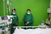 Wawali Bekasi Jenguk Dua Korban Ledakan Cimuning di ICU