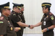 Kejati Maluku Lantik Wakajati dan 4 Kajari Baru, Jabatan untuk Melayani Bukan Dilayani