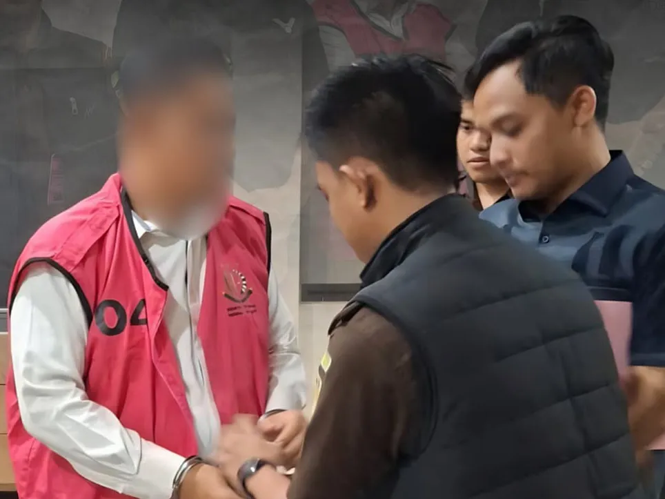 Kejari Jakarta Timur Tetapkan 3 Tersangka Korupsi Mesin Jahit Senilai Rp9 Miliar