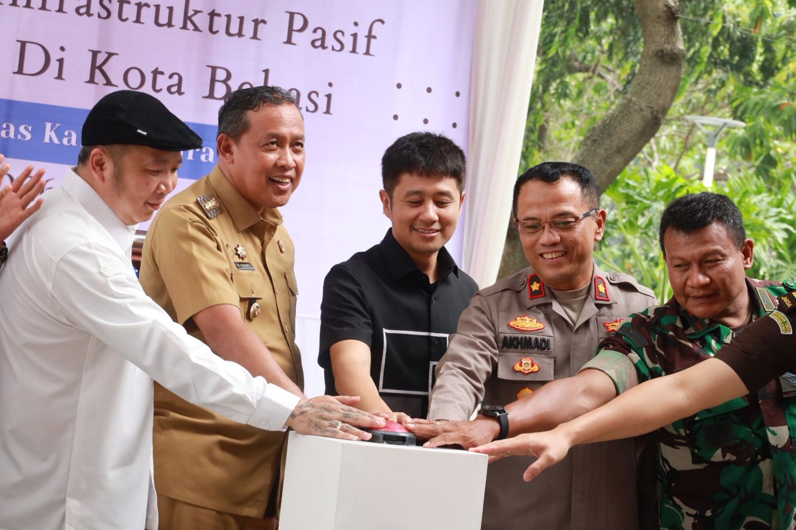 Pemkot Bekasi Mulai Pembangunan Kabel Bawah Tanah, Targetkan Kota Lebih Tertata