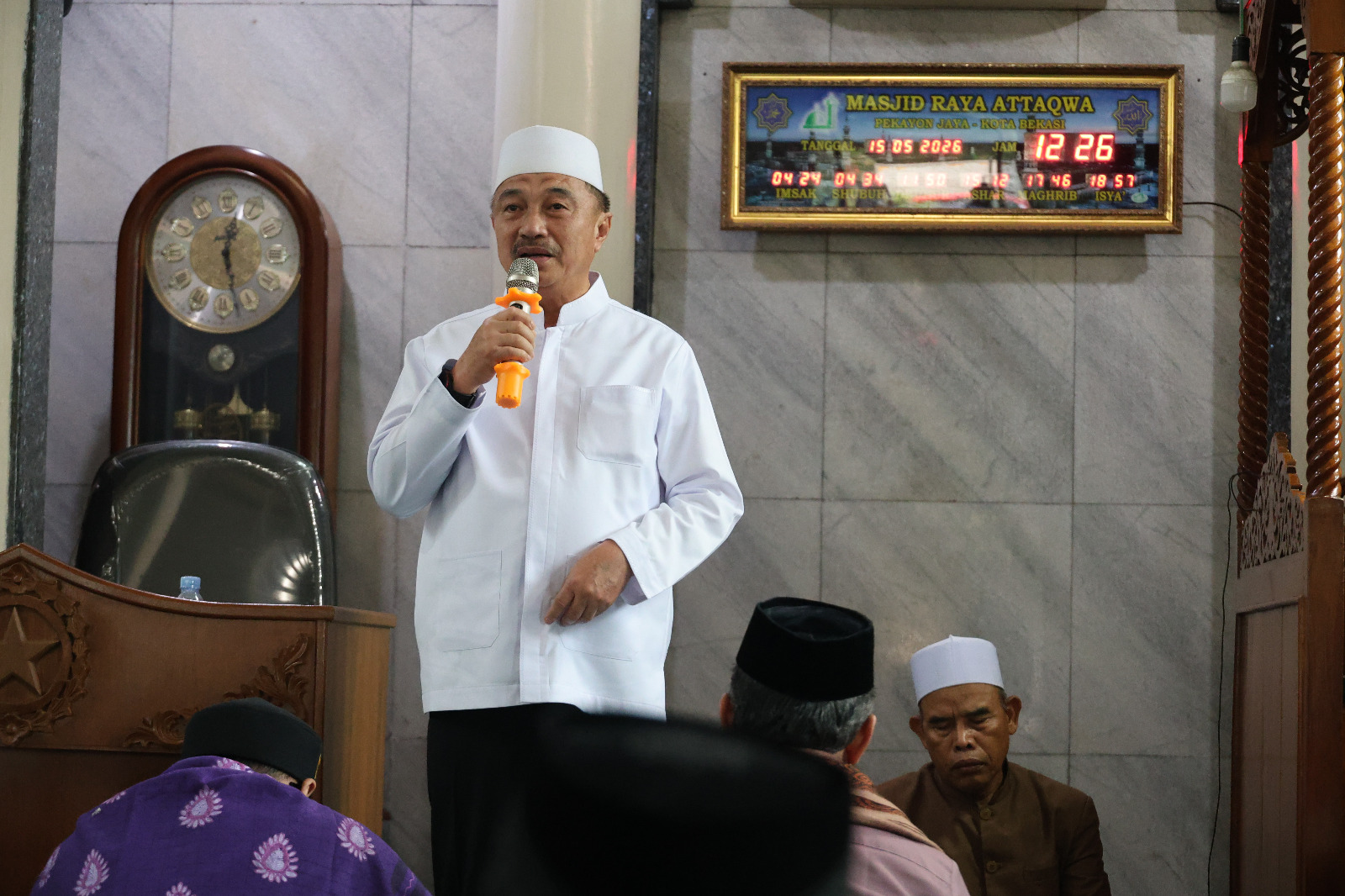 Safari Jumat, Wawali Harris Bobihoe Ajak Warga Bekasi Pahami Kurban Sesuai Syariat